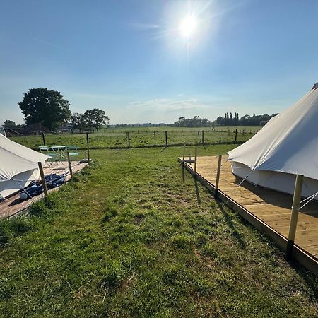 Camp Mangoeste Zedelgem Bagian luar foto