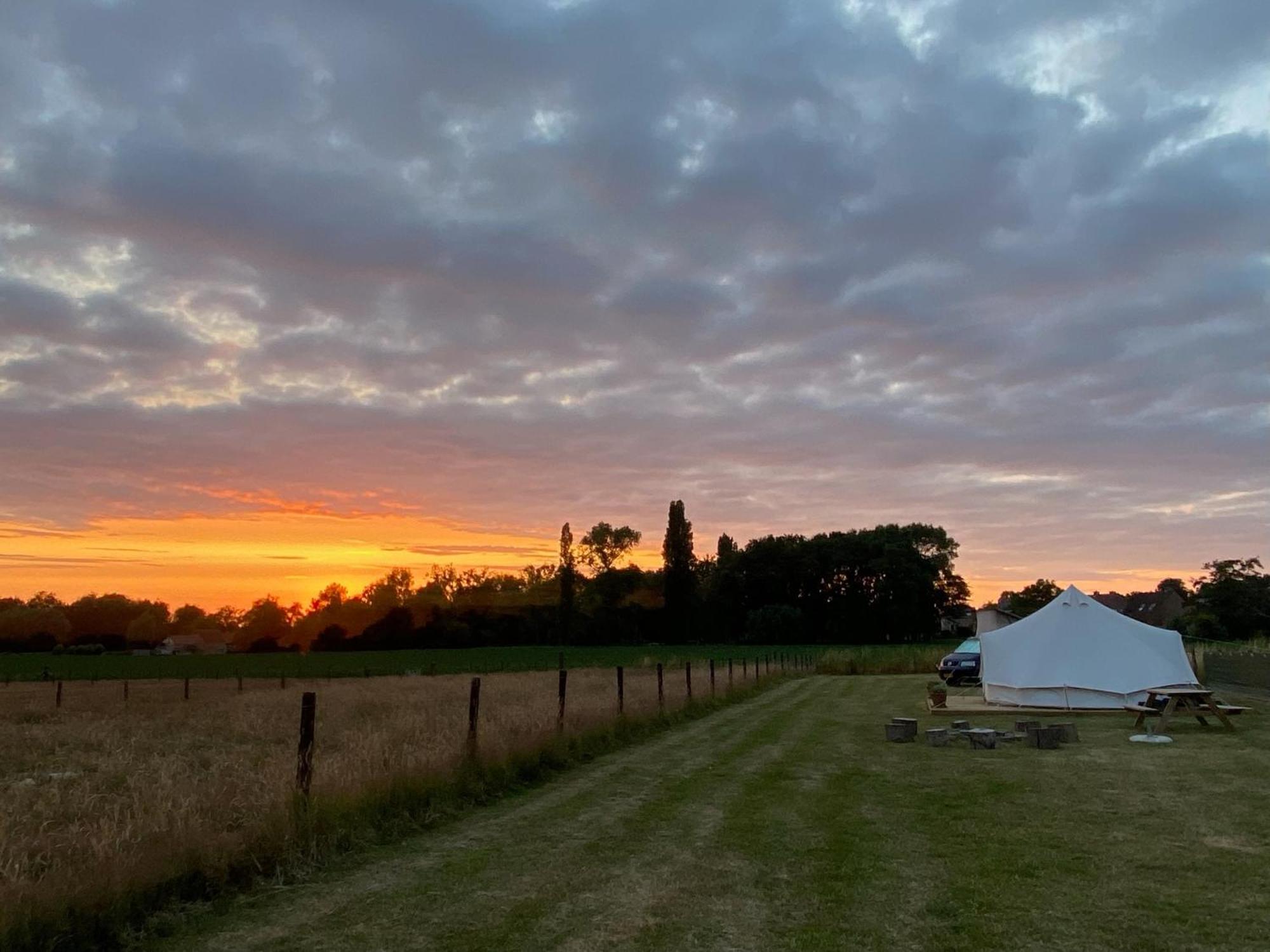 Camp Mangoeste Zedelgem Bagian luar foto